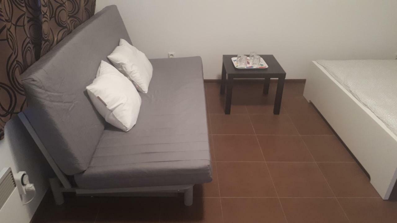 Apartman - Sukromie V Meste Братислава Экстерьер фото